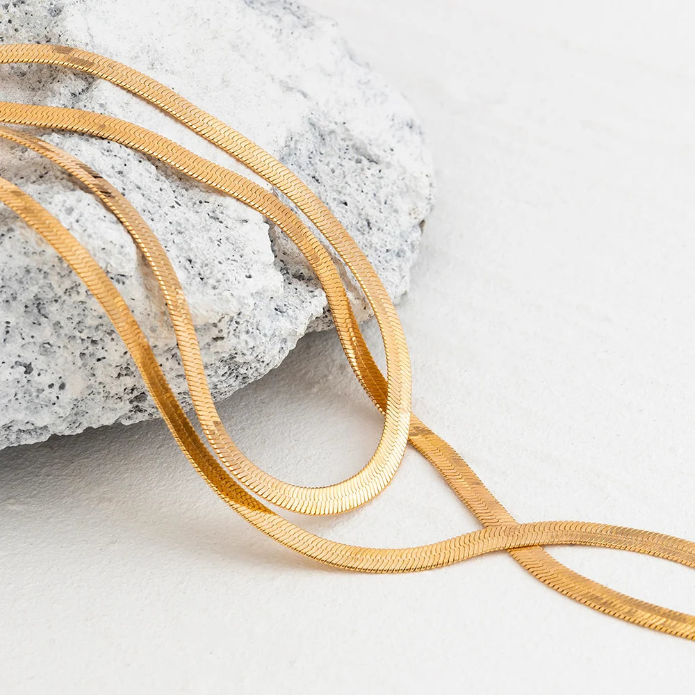 Vireya Necklace